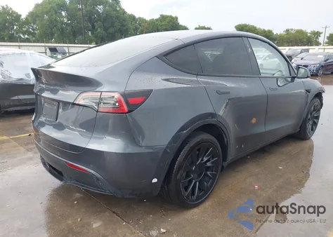 2022 Tesla Model Y Long Range Dual Motor All-Wheel Drive z USA, uszkodzony, nr VIN 7SAYGDEE1NF480815